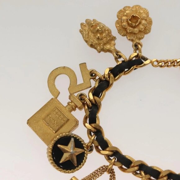 CHANEL Bracelet Metal Gold CC Auth 135948V - Picture 9 of 13